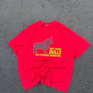 Vintage 90's Y2K Levi Strauss Bulls signature red t-shirt